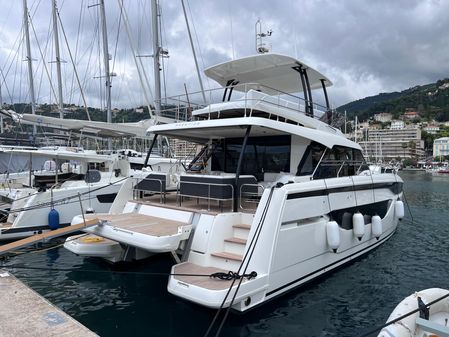 Beneteau M 48 image