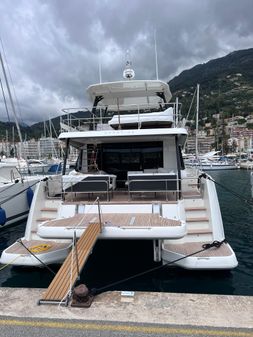 Beneteau M 48 image