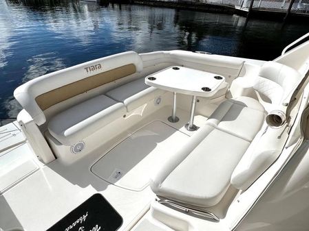 Tiara Yachts 4300 Sovran image