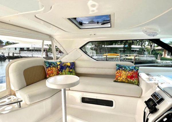 Tiara Yachts 4300 Sovran image