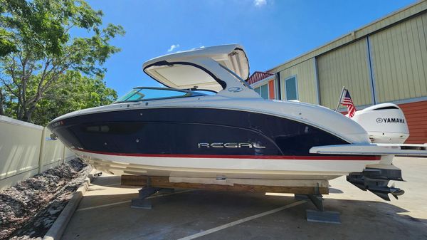 Regal 33 OBX 