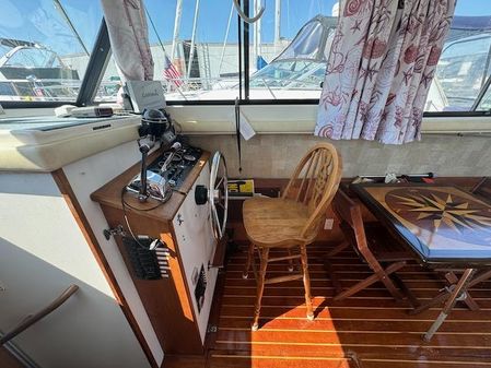 Mainship 34 image