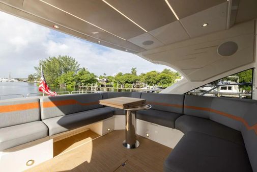 Sunseeker Predator 60 EVO image