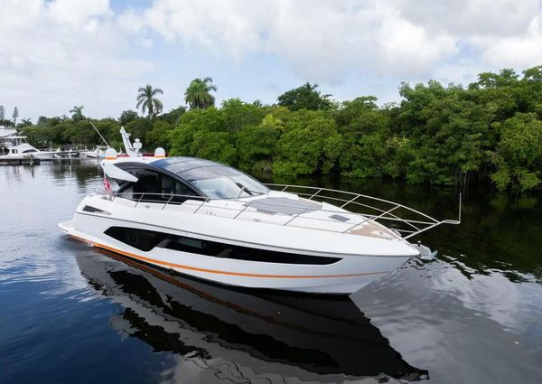 Sunseeker Predator 60 EVO image