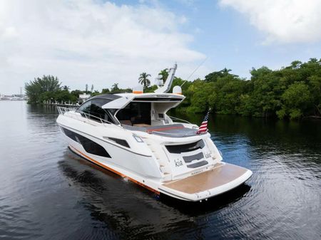 Sunseeker Predator 60 EVO image