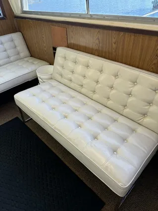 Bertram 385 Convertible image