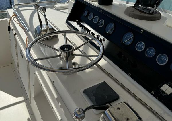 Bertram 385 Convertible image