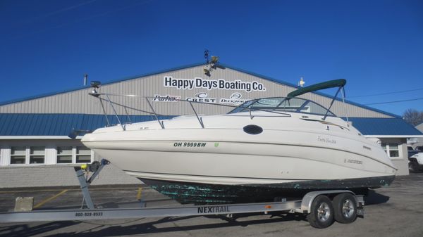 Rinker 266 Fiesta Vee