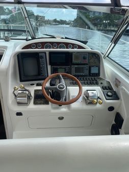 Sea Ray 370 image