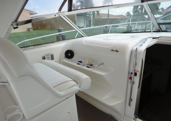 Sea Ray 370 image