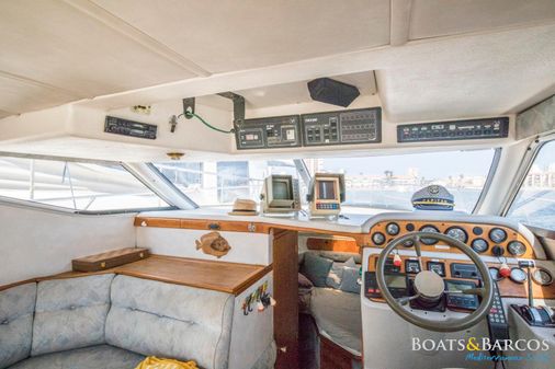 Sealine 310 Statesman image