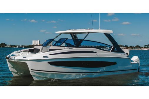 Aquila 32 Sport image