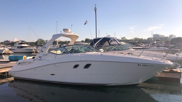 Sea Ray 330 Sundancer
