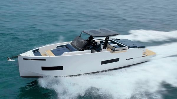 De Antonio Yachts D50 OPEN 