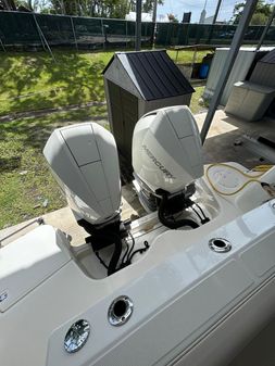 Boston Whaler 325 Conquest image