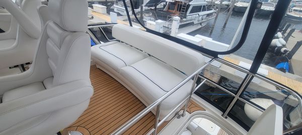 Sea Ray 52 Sedan Bridge image