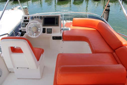 Azimut 38 image