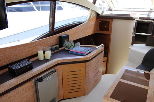 Azimut 38 image