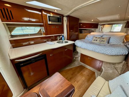 Sea Ray 350 Sundancer image