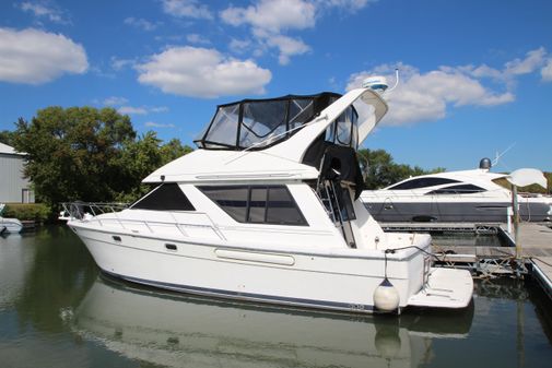 Bayliner 3988-COMMAND-BRIDGE-MOTORYACHT image