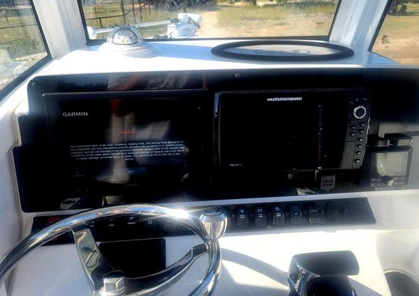 Sea Hunt BX 25FS image