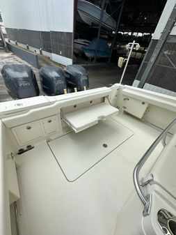 Hydra-sports 33-CENTER-CONSOLE image