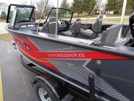 Lund 1775 Crossover XS image