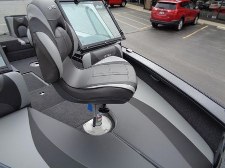Lund 1775 Crossover XS image