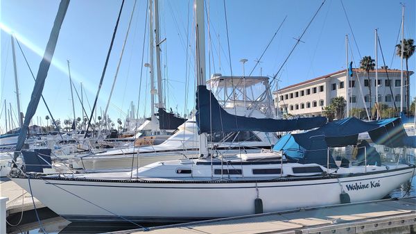 Catalina 38 