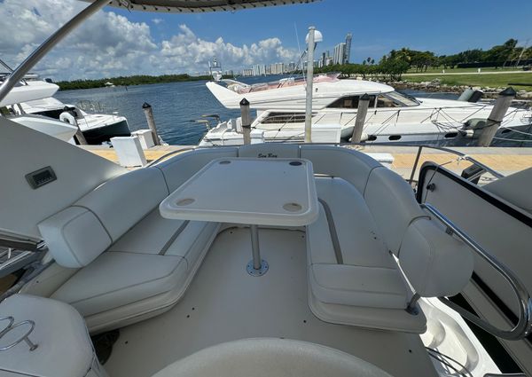 Sea Ray 44 Sedan Bridge image