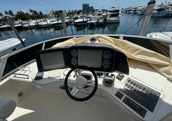 Sea Ray 44 Sedan Bridge image