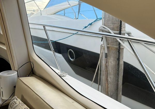 Sea Ray 44 Sedan Bridge image