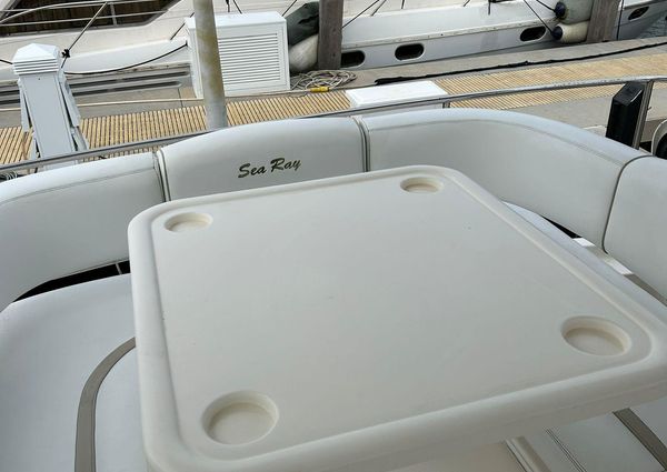 Sea Ray 44 Sedan Bridge image