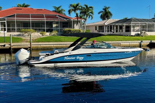 Sea Ray 280 SLX Outboard image