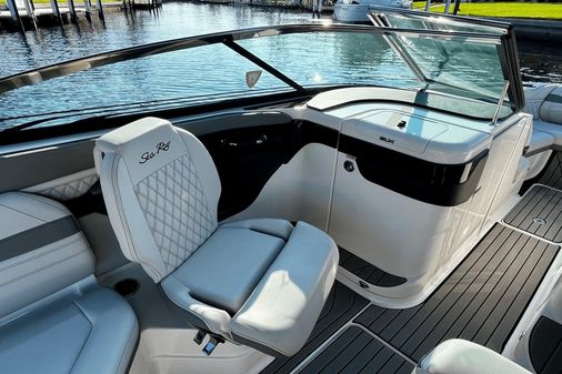 Sea Ray 280 SLX Outboard image