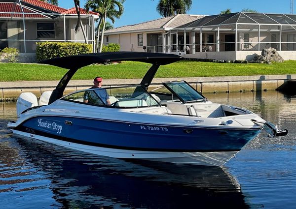 Sea Ray 280 SLX Outboard image