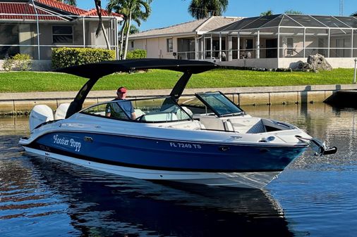 Sea Ray 280 SLX Outboard image