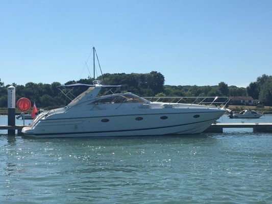 Princess V42 - main image