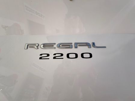 Regal 2200-BOWRIDER image