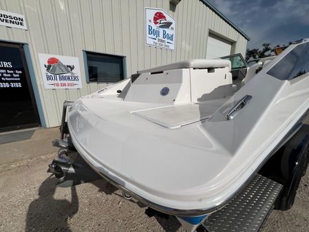 Regal 2200-BOWRIDER image