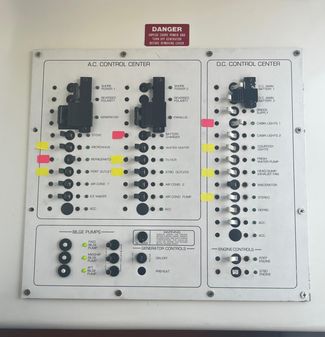 Mainship 40 Sedan Bridge image