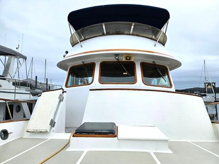 Defever RAISED-PILOTHOUSE image