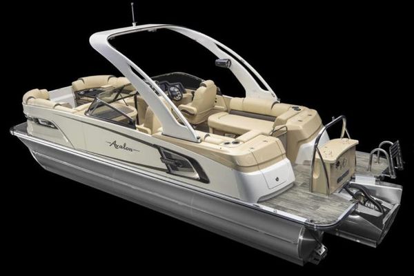 Avalon Excalibur Quad Lounge Windshield - 25' - main image