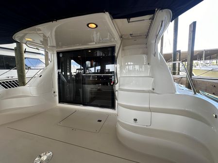 Sea-ray 560-SEDAN-BRIDGE image