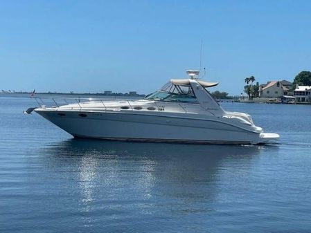 Sea Ray Sundancer 370 image