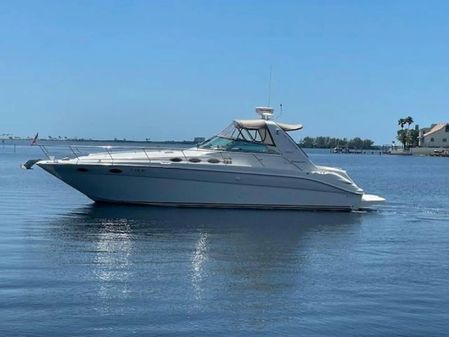 Sea Ray Sundancer 370 image