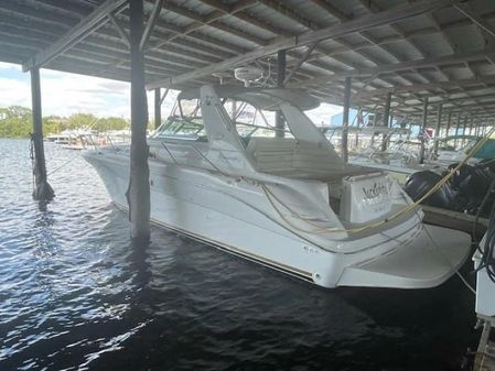 Sea Ray Sundancer 370 image