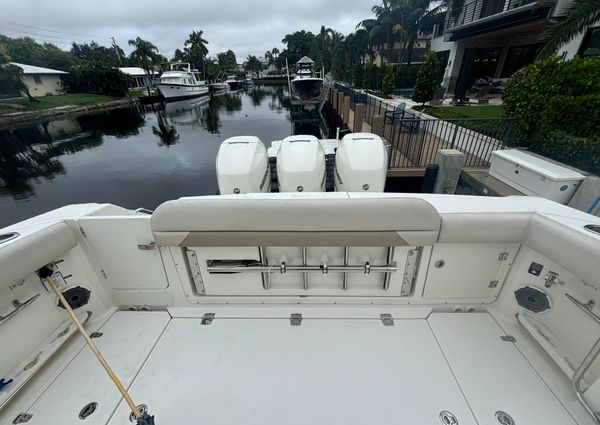 Boston-whaler 380-OUTRAGE image