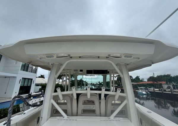 Boston-whaler 380-OUTRAGE image