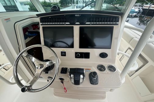 Boston-whaler 380-OUTRAGE image